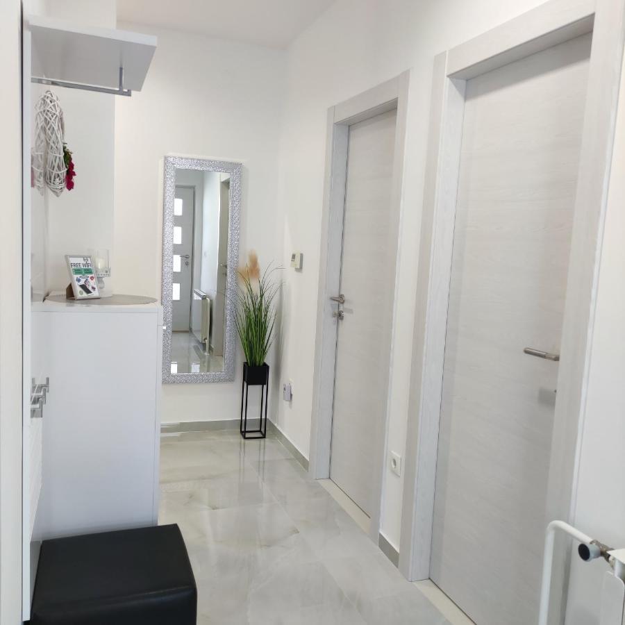 Apartman Rivana Baška Voda Kültér fotó
