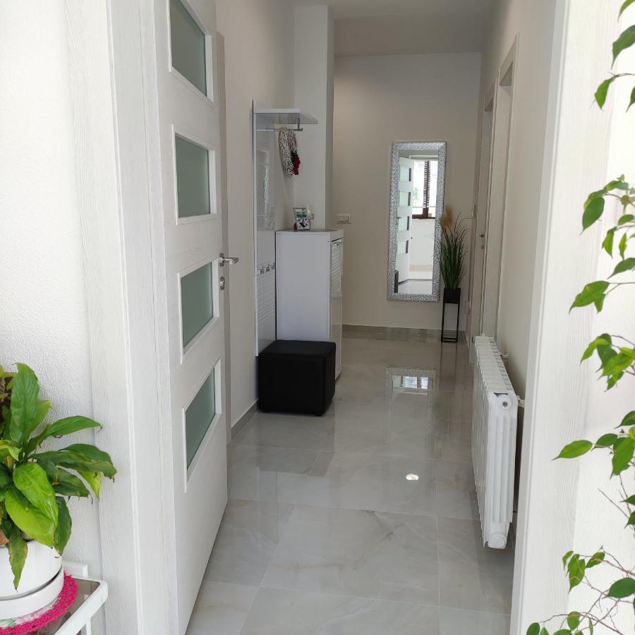 Apartman Rivana Baška Voda Kültér fotó
